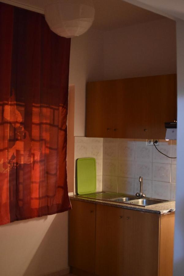 Private Apartment At Guest House Hektor & Aferdita Vlorë Exterior foto